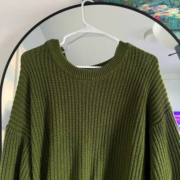 Olive Green Women's Sweater - Picture 2 of 3